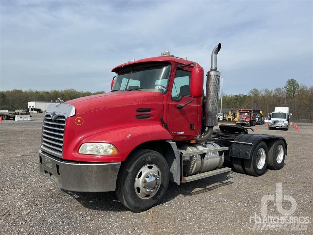 Mack CX613 Motrici e Trattori Stradali