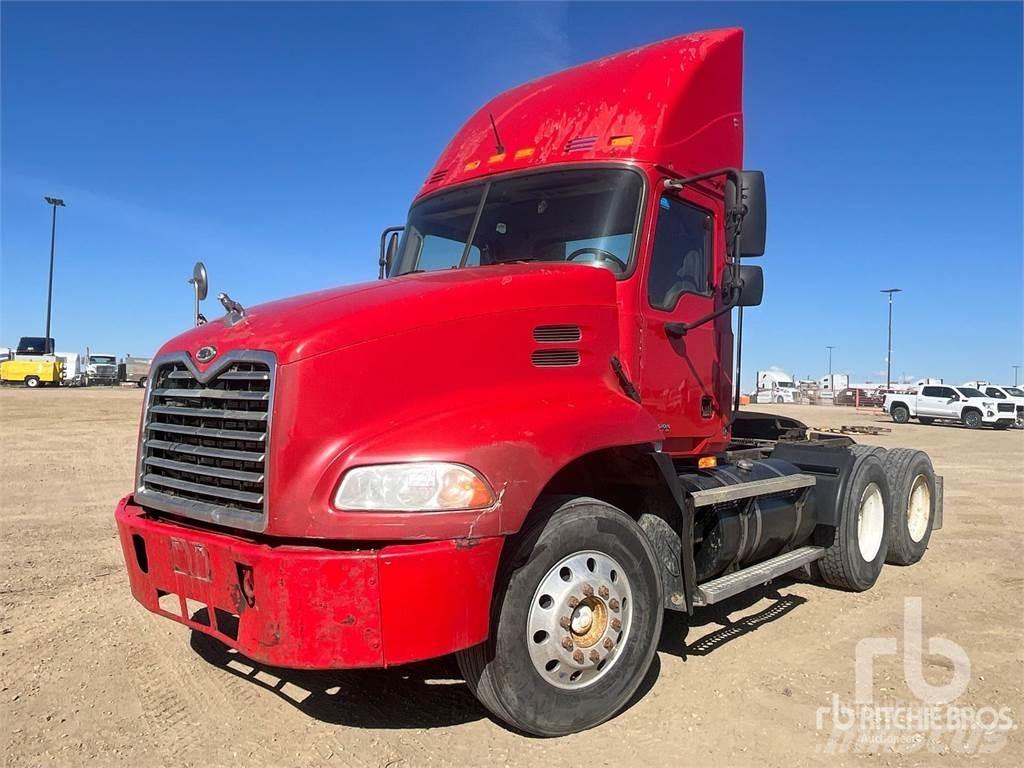Mack CX613 Motrici e Trattori Stradali