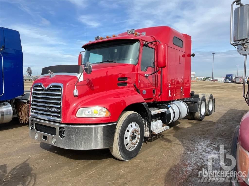 Mack CXU613 Motrici e Trattori Stradali