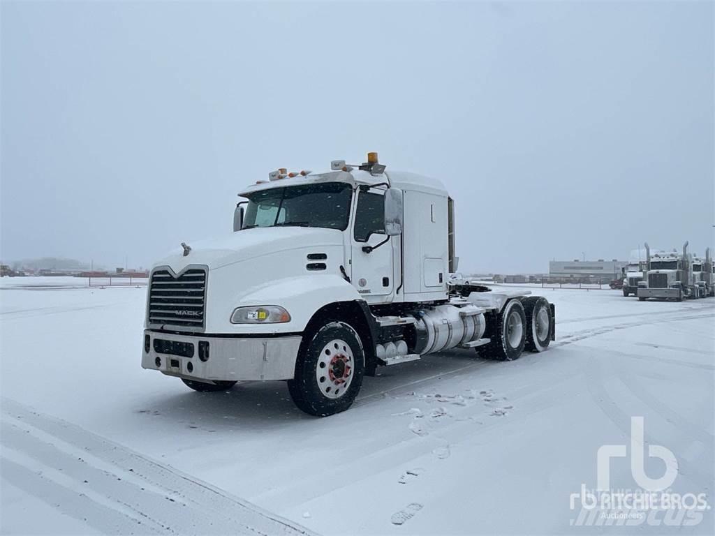 Mack CXU613 Motrici e Trattori Stradali