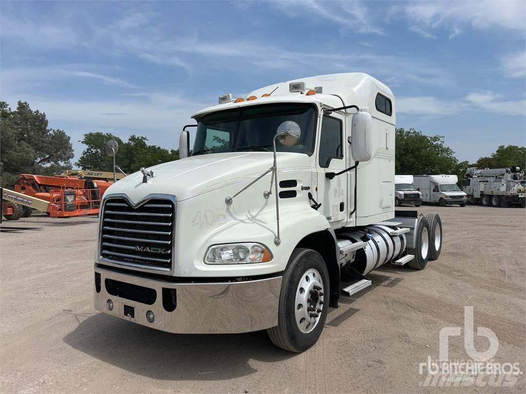 Mack CXU613 Motrici e Trattori Stradali