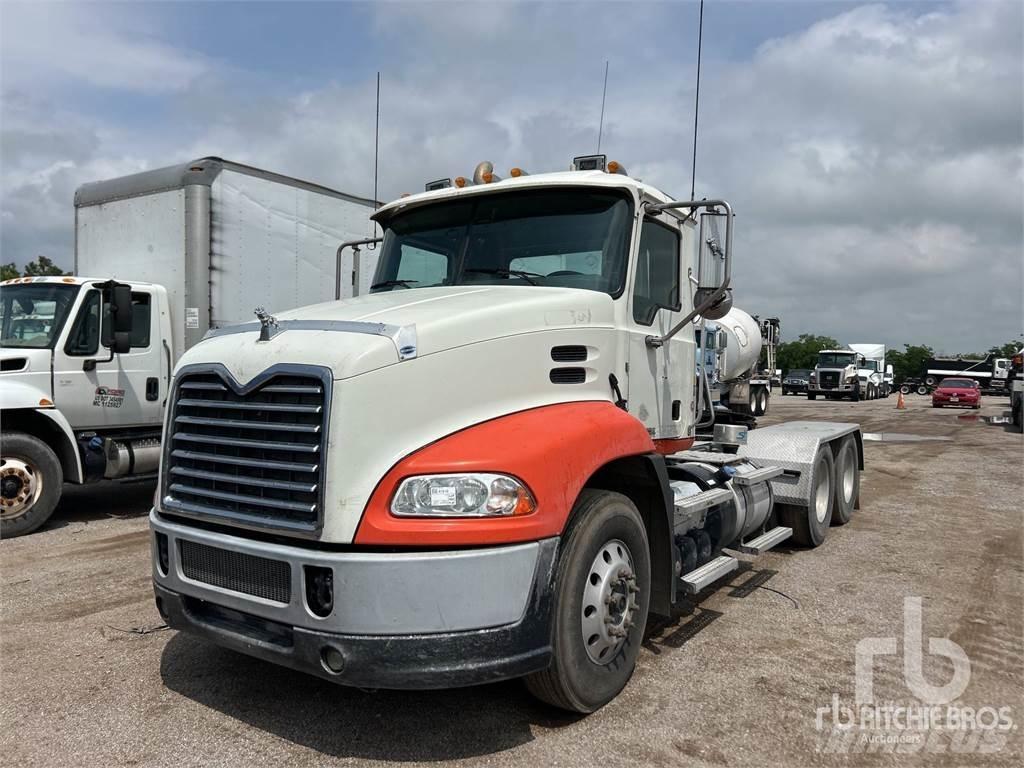 Mack CXU613 Motrici e Trattori Stradali