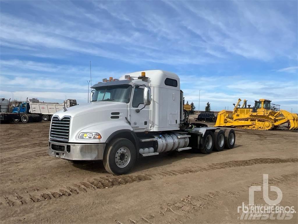 Mack CXU614 Motrici e Trattori Stradali
