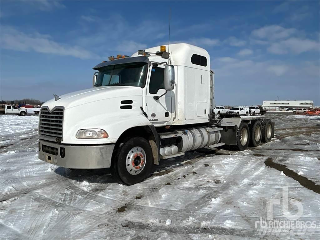 Mack CXU614 Motrici e Trattori Stradali
