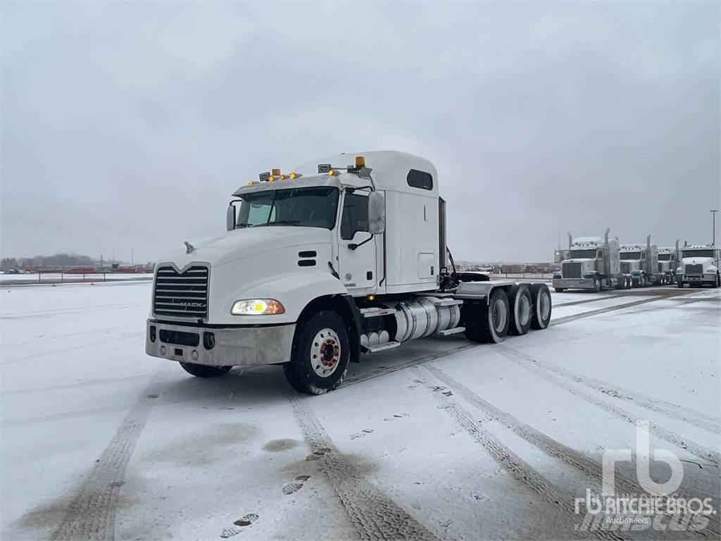 Mack CXU614 Motrici e Trattori Stradali