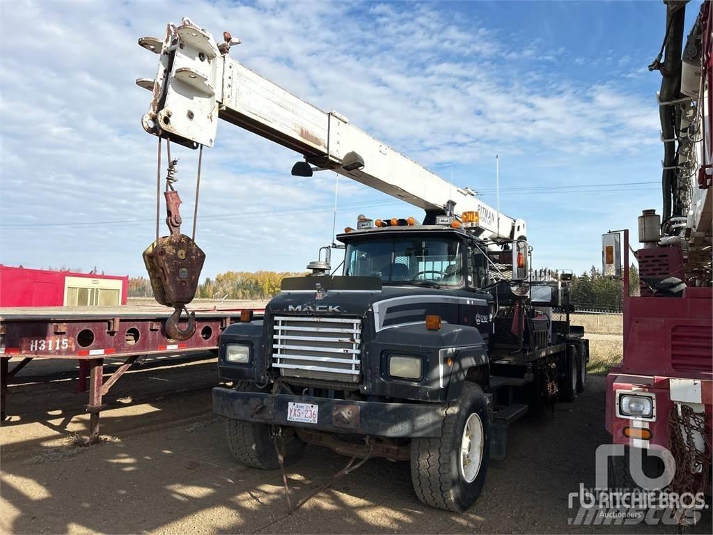 Mack RD688S Autogru