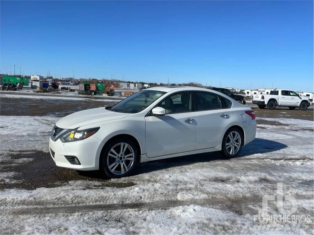 Nissan ALTIMA Auto