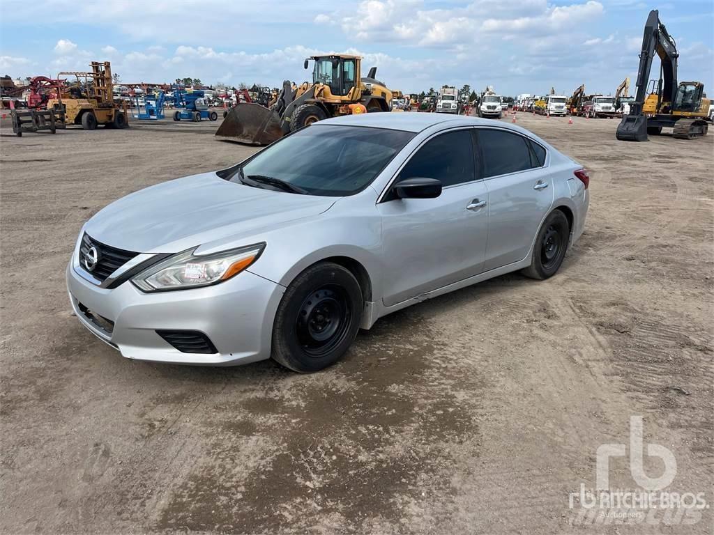 Nissan ALTIMA Auto