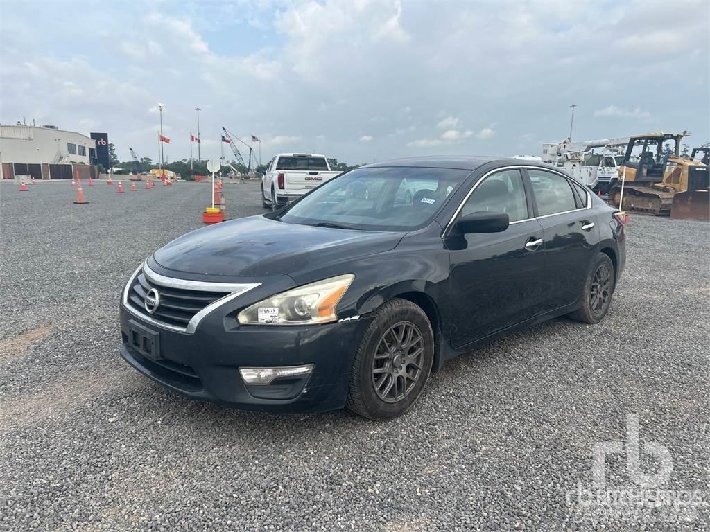 Nissan ALTIMA Auto