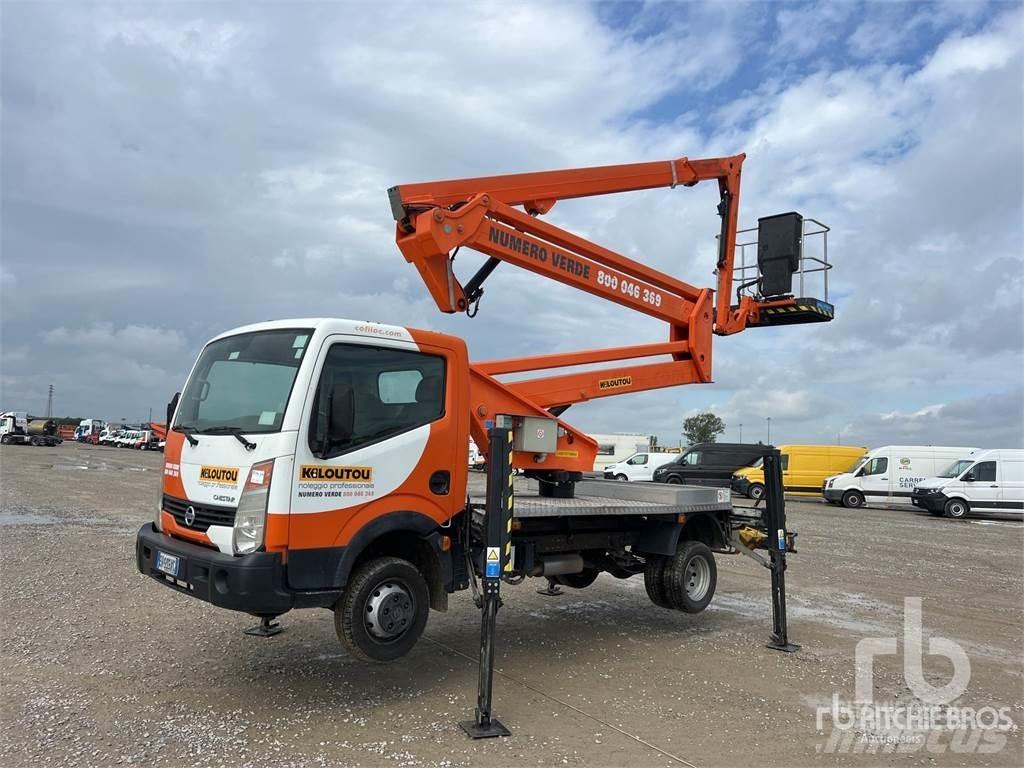Nissan CABSTAR Piattaforme aeree su rimorchio