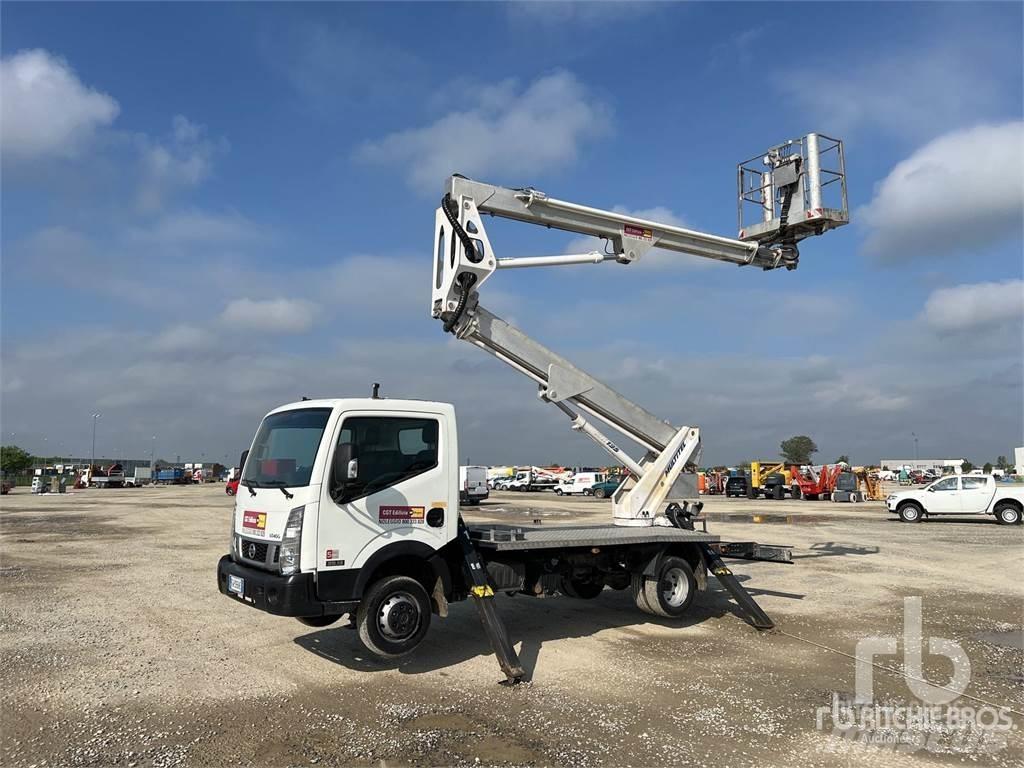 Nissan CABSTAR Piattaforme aeree su rimorchio