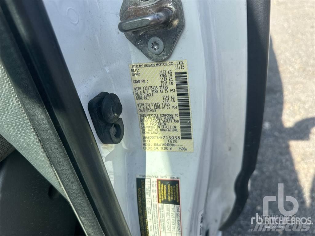 Nissan FRONTIER Pick up/Fiancata ribaltabile
