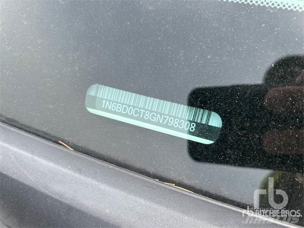 Nissan FRONTIER Pick up/Fiancata ribaltabile