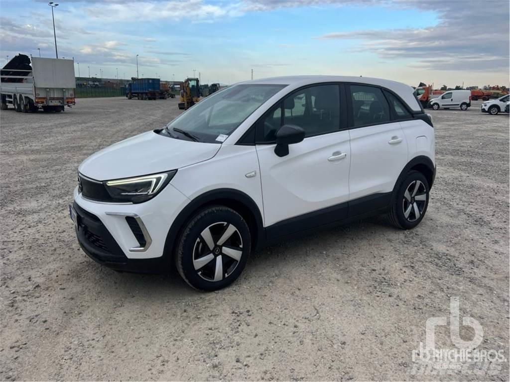 Opel CROSSLAND Pick up/Fiancata ribaltabile