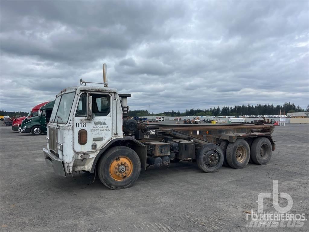 Peterbilt 320 Motrici scarrabili