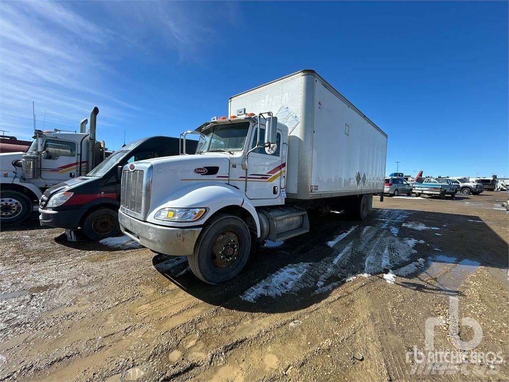 Peterbilt 335 Furgone chiuso