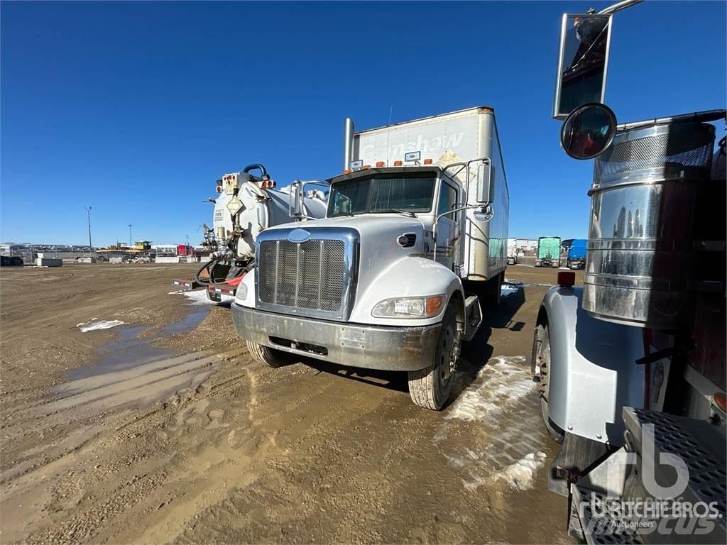 Peterbilt 335 Furgone chiuso