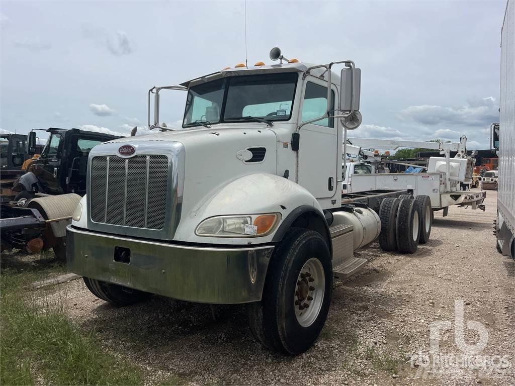 Peterbilt 335 Autocabinati