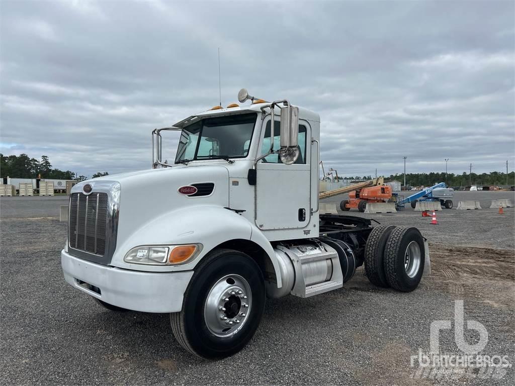 Peterbilt 337 Motrici e Trattori Stradali