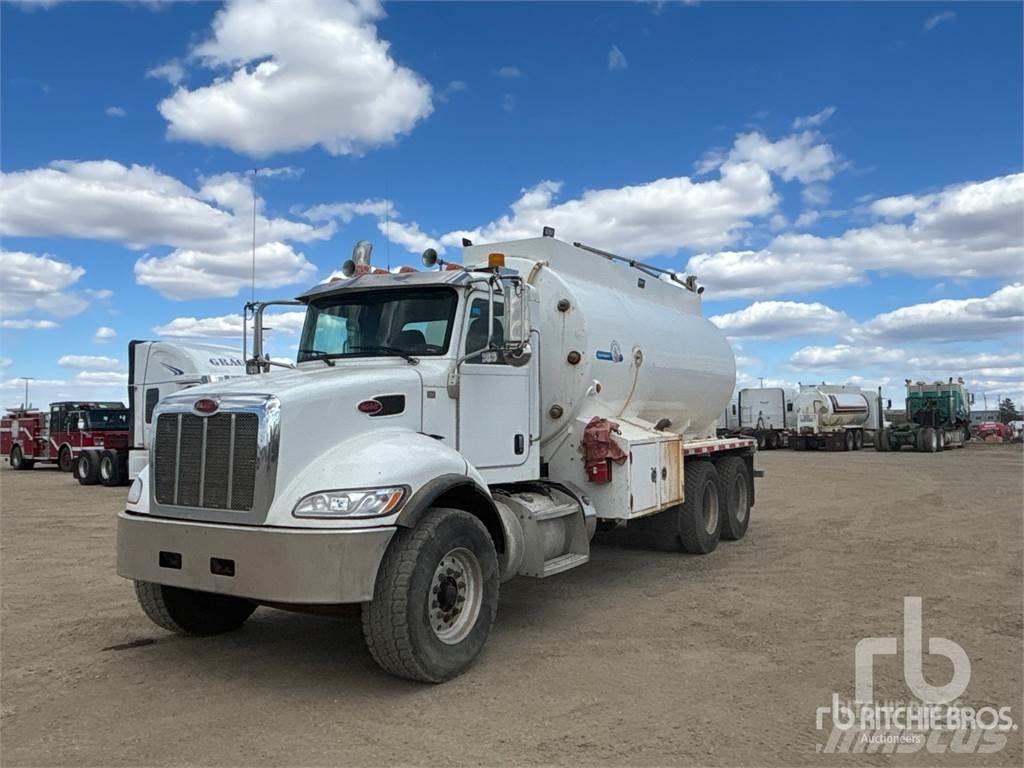 Peterbilt 348 Autocisterne
