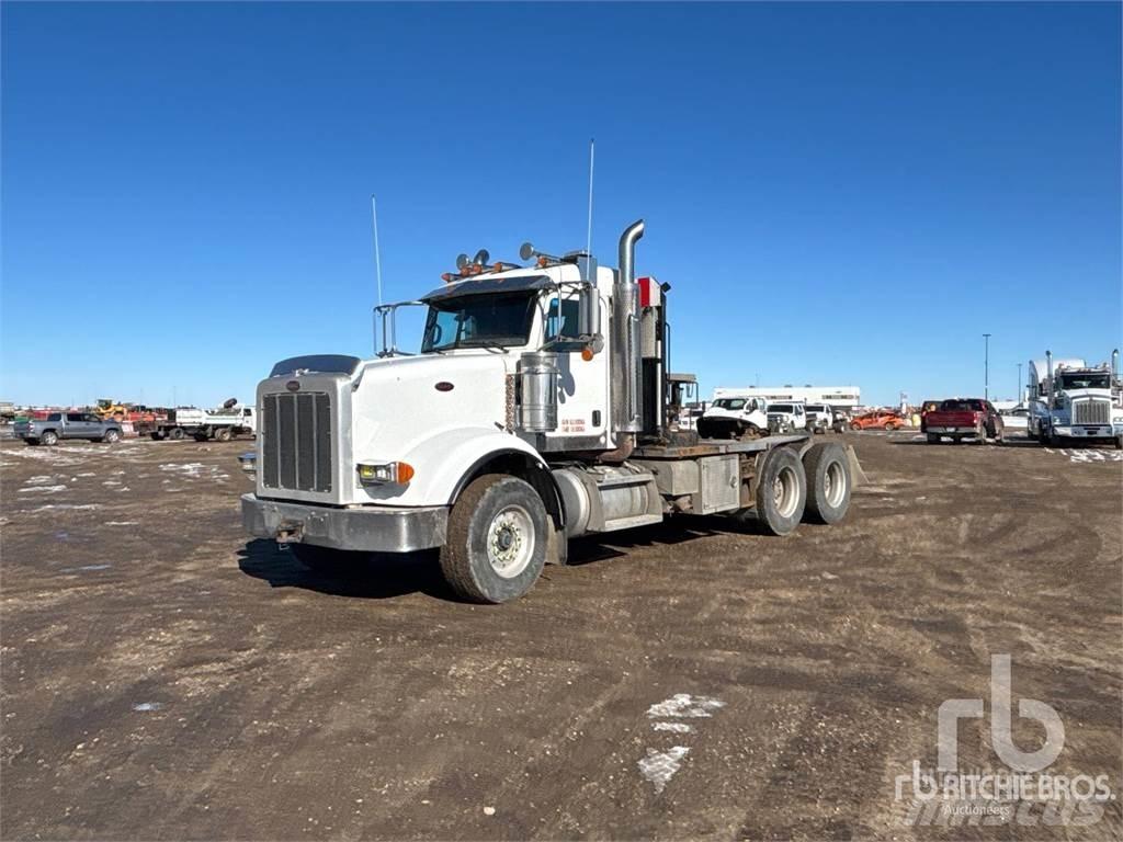 Peterbilt 367 Autocarro pianale / argano