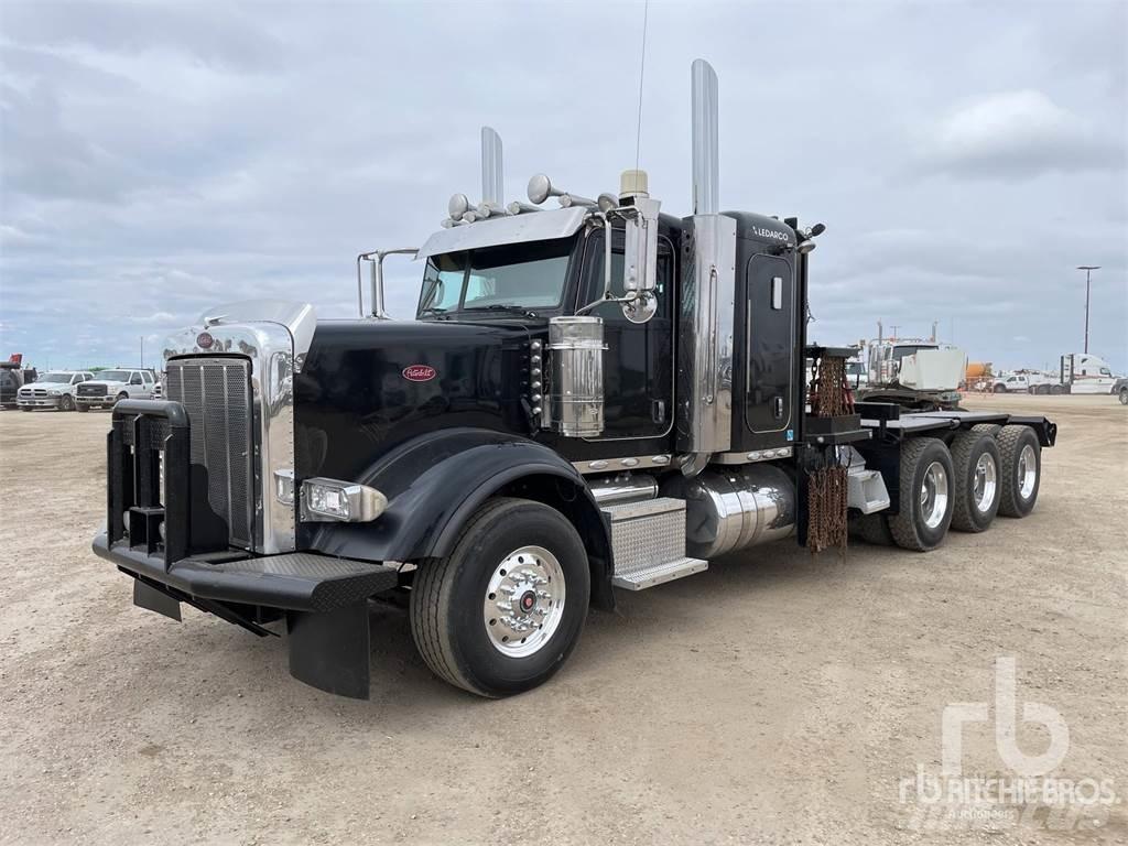 Peterbilt 367 Autocarro pianale / argano