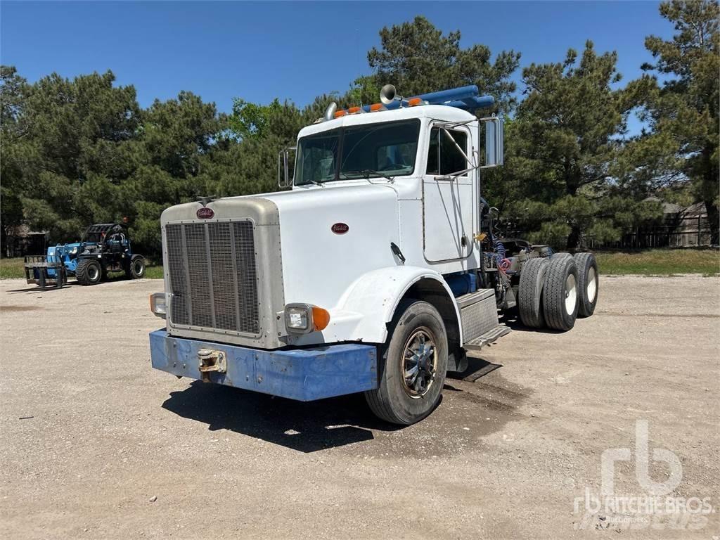 Peterbilt 378 Autocarro pianale / argano