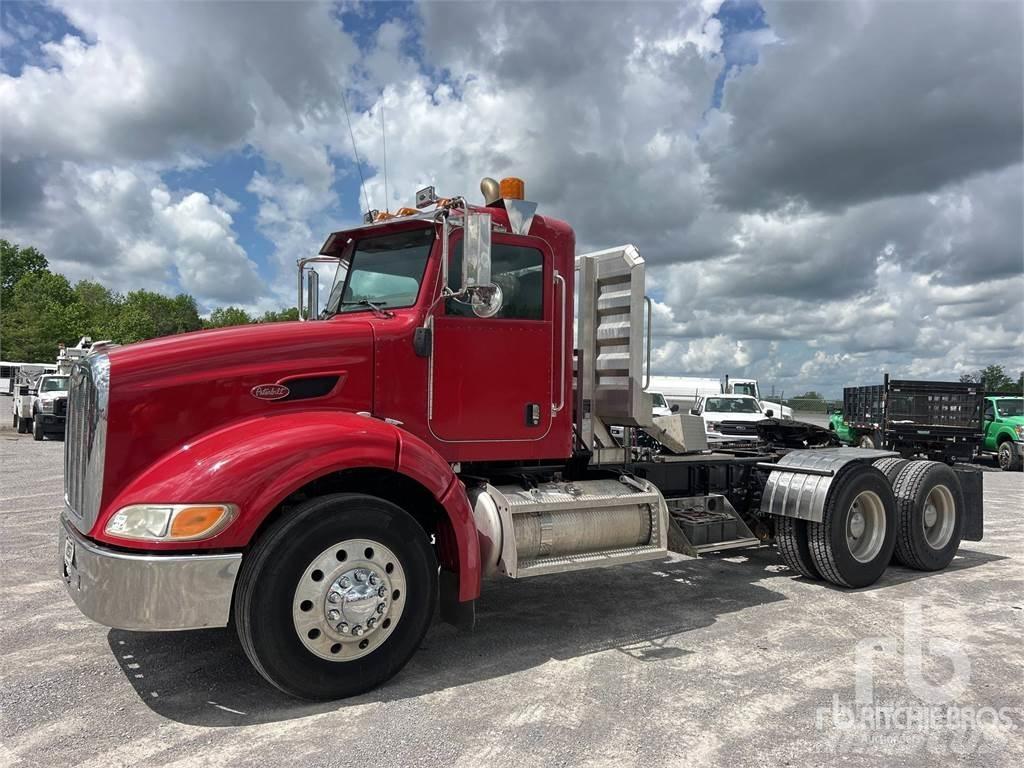 Peterbilt 384 Motrici e Trattori Stradali