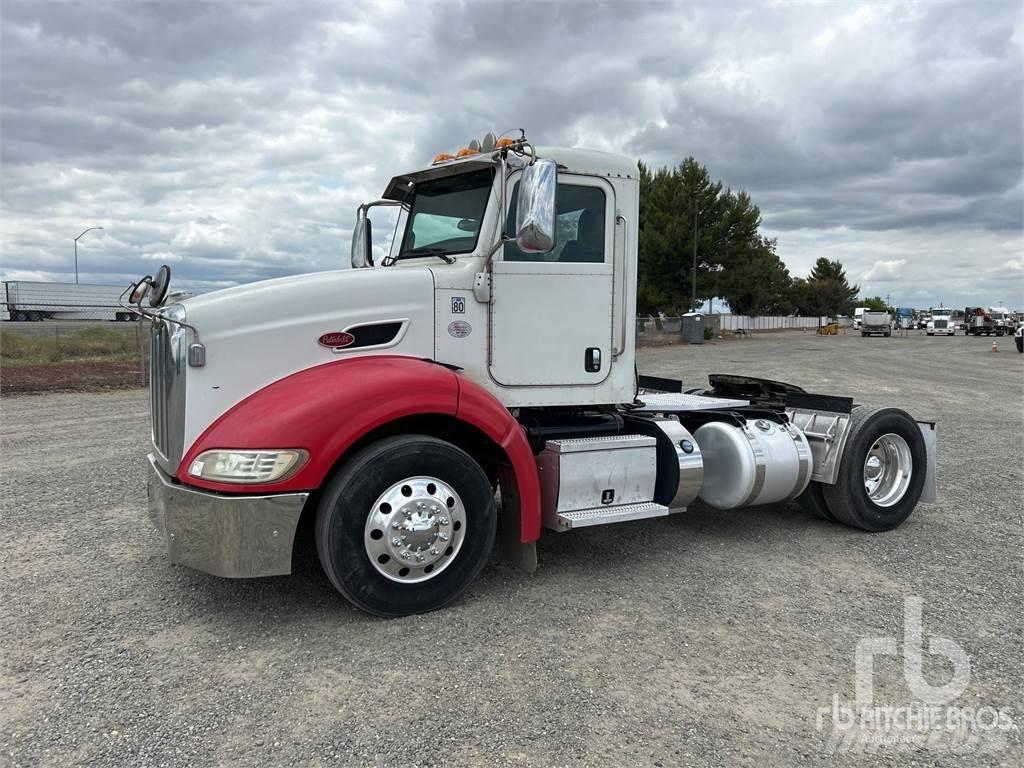 Peterbilt 384 Motrici e Trattori Stradali