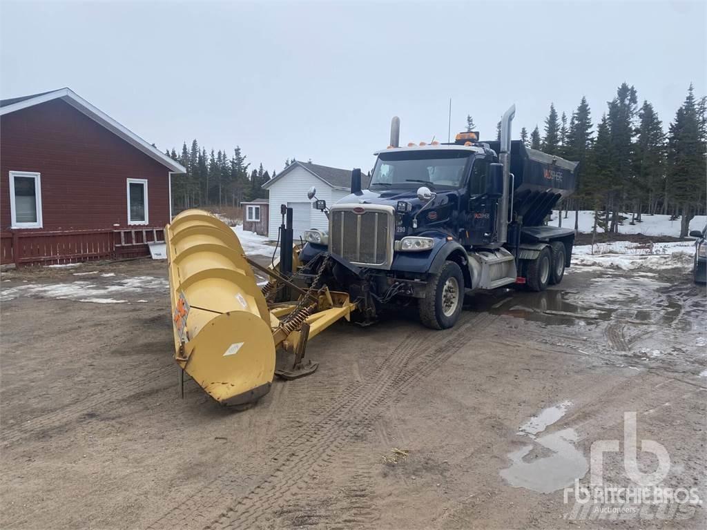 Peterbilt 567 Lame spazzaneve e aratri