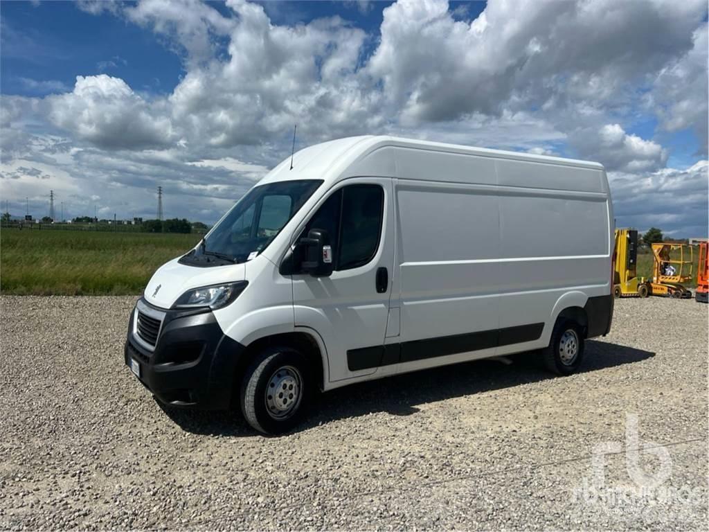 Peugeot BOXER Furgone chiuso