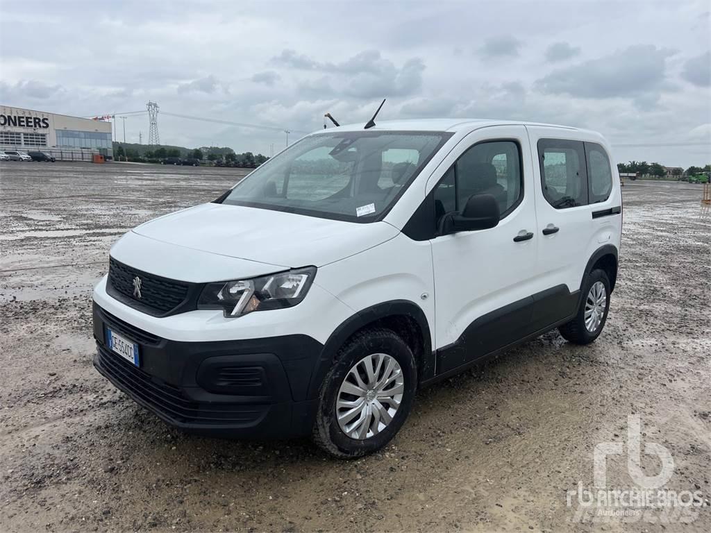 Peugeot RIFTER Auto