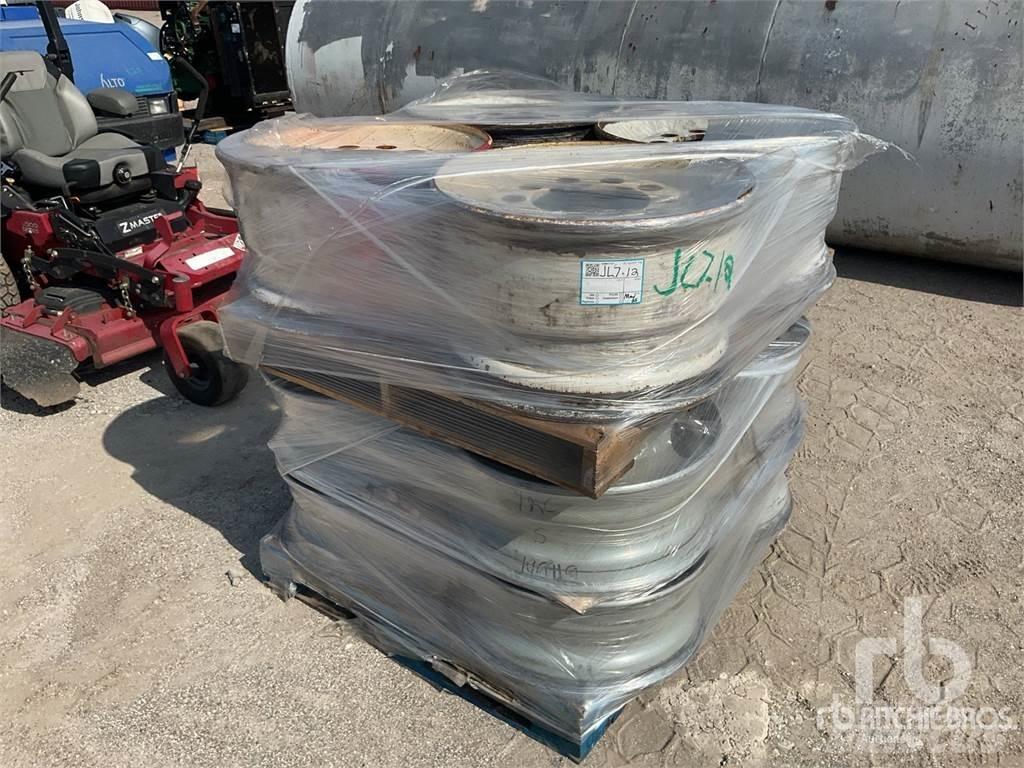 Quantity of (12) Pneumatici, ruote e cerchioni