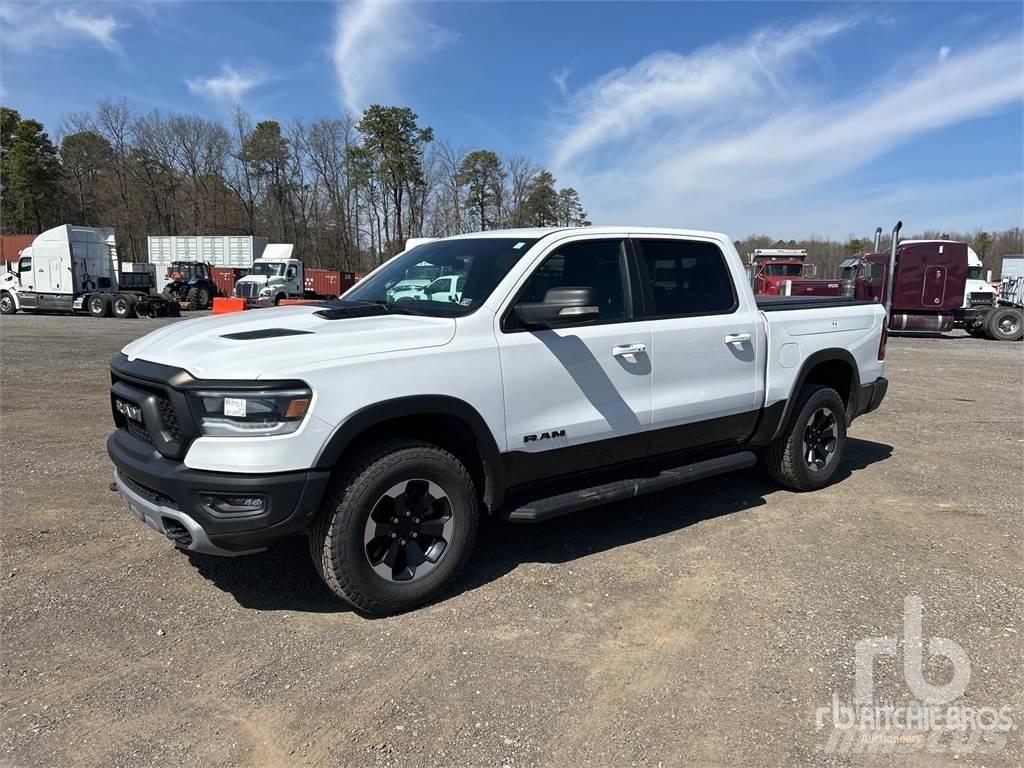 RAM 1500 Pick up/Fiancata ribaltabile