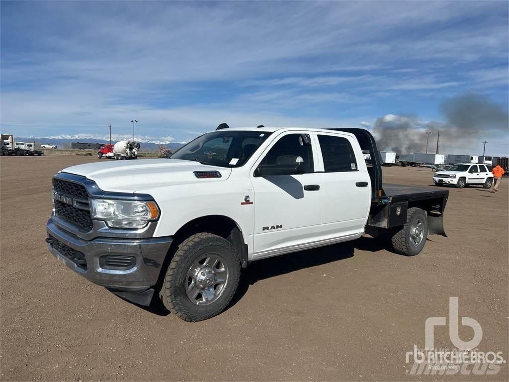 RAM 1500 Camion con sponde ribaltabili