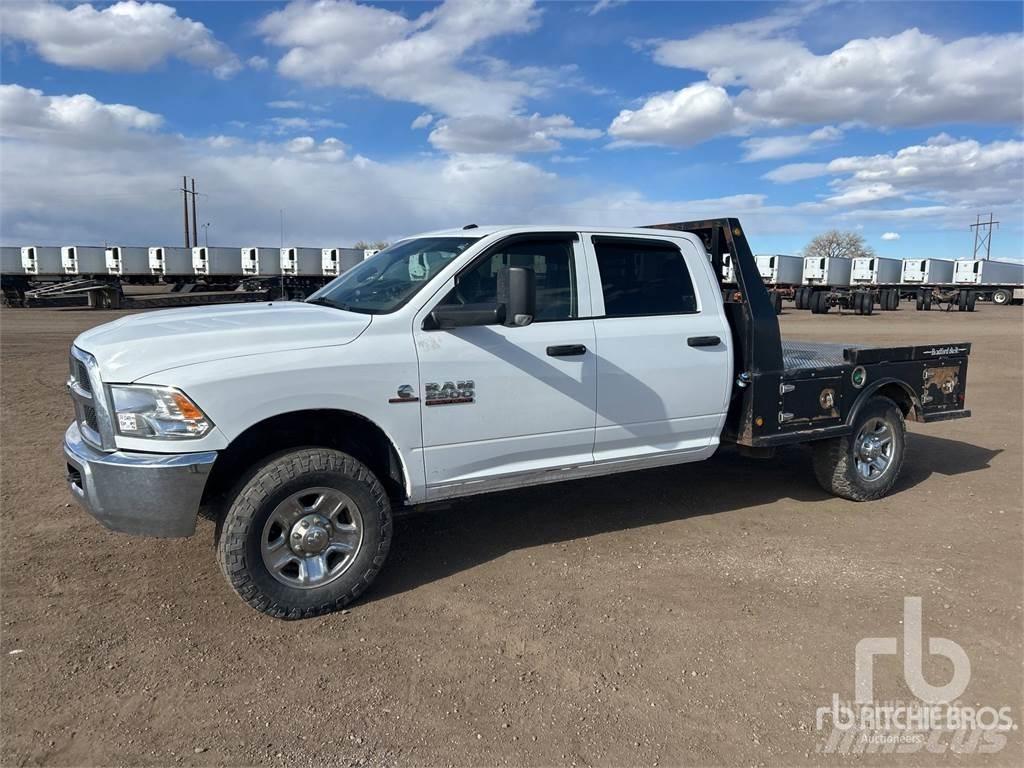 RAM 2500 Camion con sponde ribaltabili