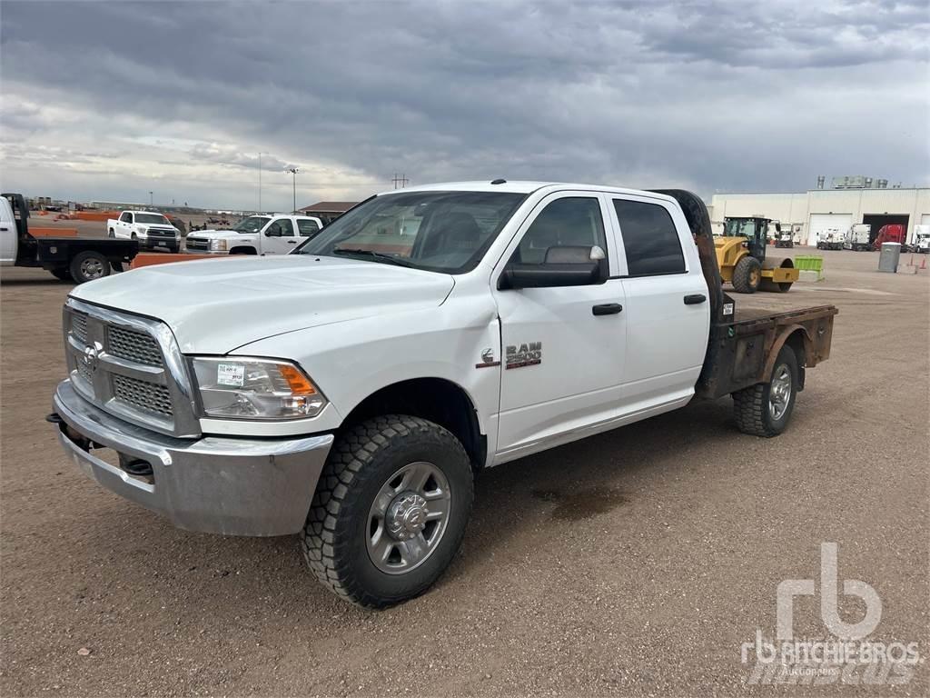 RAM 2500 Camion con sponde ribaltabili