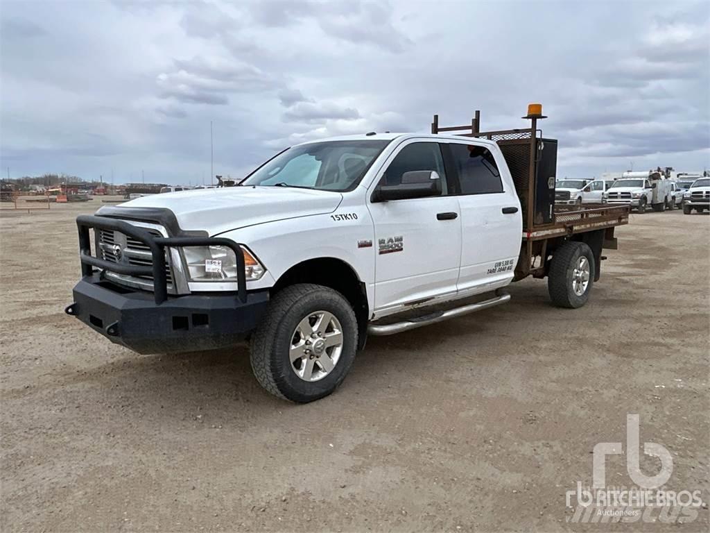 RAM 3500 Camion con sponde ribaltabili