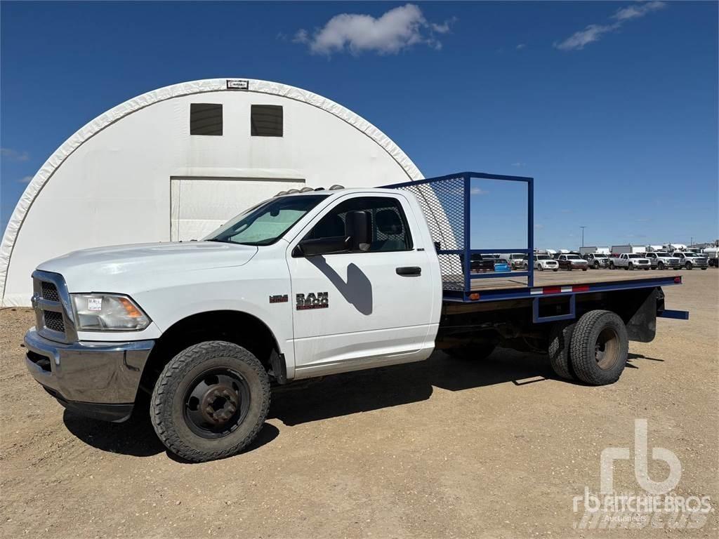 RAM 3500 Camion con sponde ribaltabili
