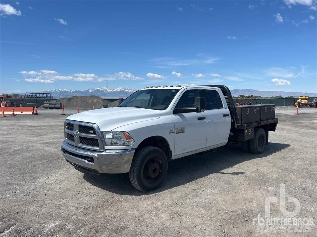 RAM 3500HD Camion con sponde ribaltabili