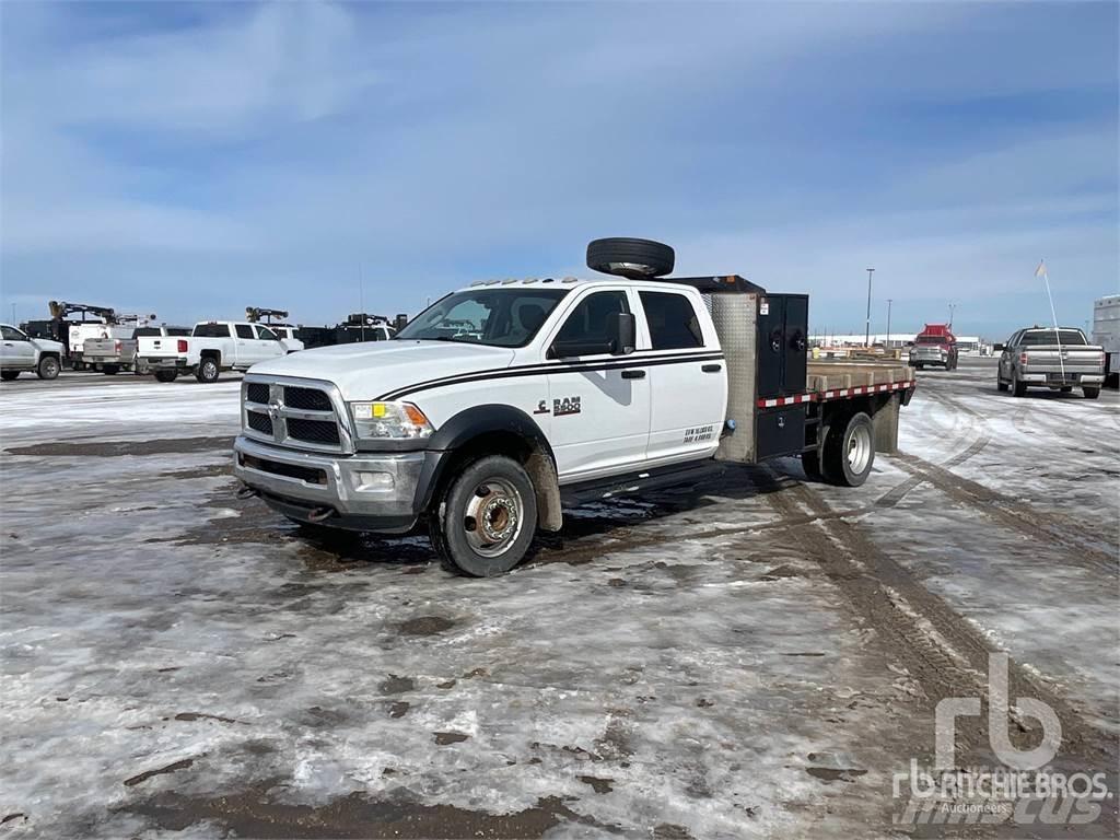 RAM 5500 Camion con sponde ribaltabili