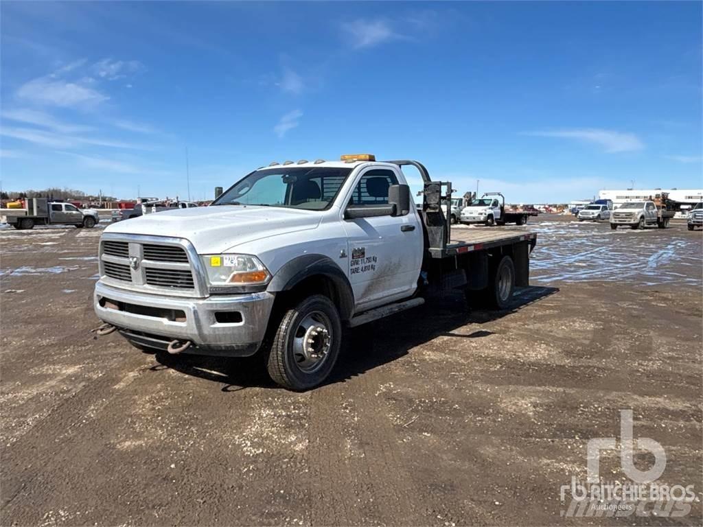 RAM 5500 Camion con sponde ribaltabili