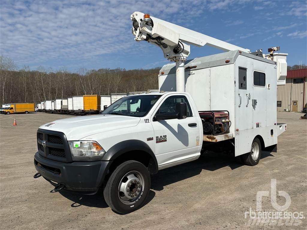 RAM 5500 Piattaforme aeree su rimorchio