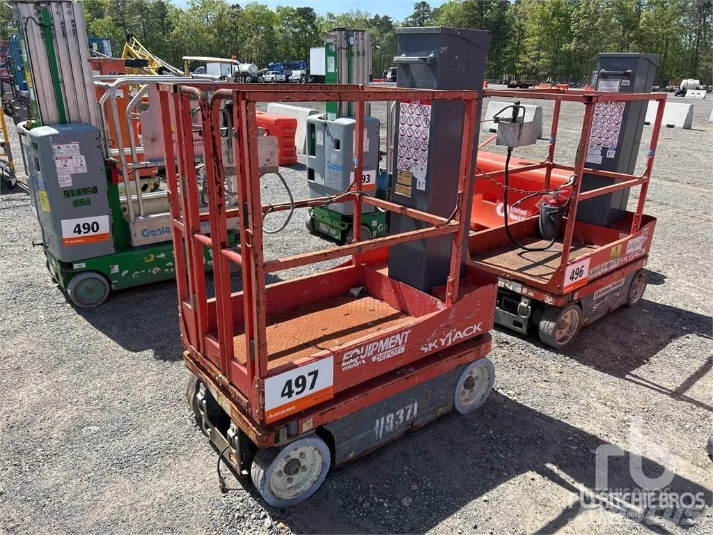 SkyJack SJ16 Piattaforme a braccio articolato