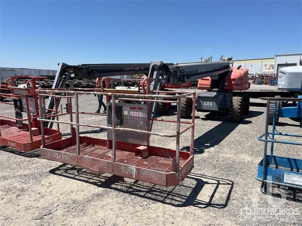 SkyJack SJ66T Piattaforme a braccio articolato