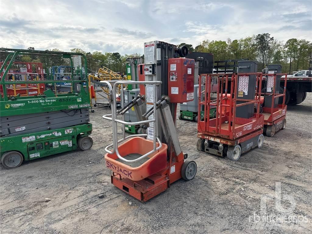 SkyJack SJP30 Piattaforme a braccio articolato