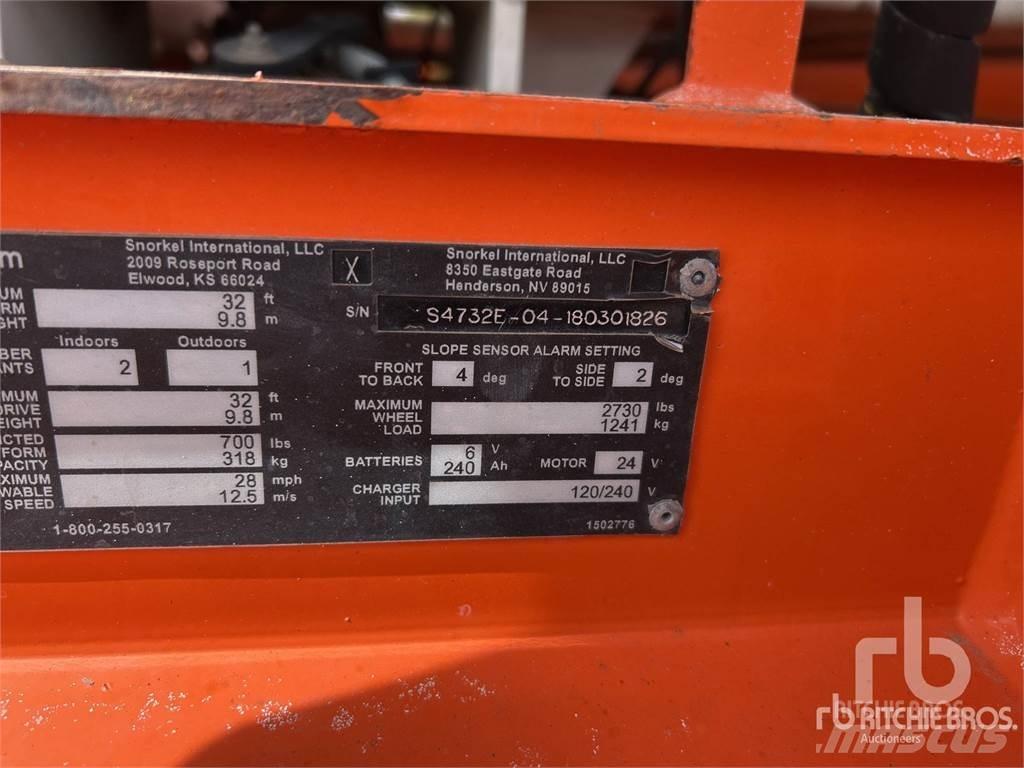 Snorkel S4732E Piattaforme a pantografo