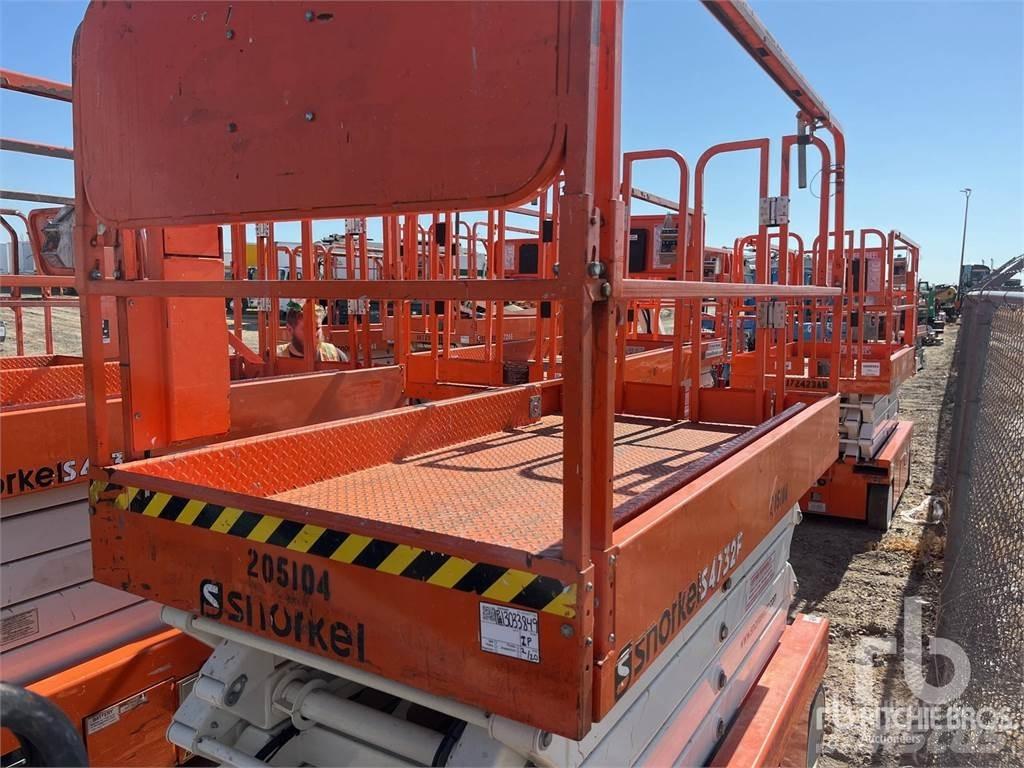 Snorkel S4732E Piattaforme a pantografo