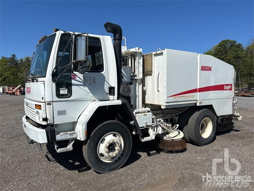 Sterling SC8000 Autocarro spazzatrice