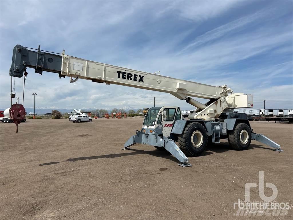 Terex CD225 Gru per terreni difficili
